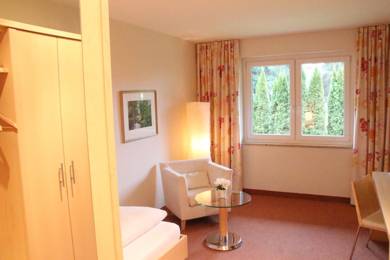 Hotel Alhartinger Hof 레온딩 외부 사진