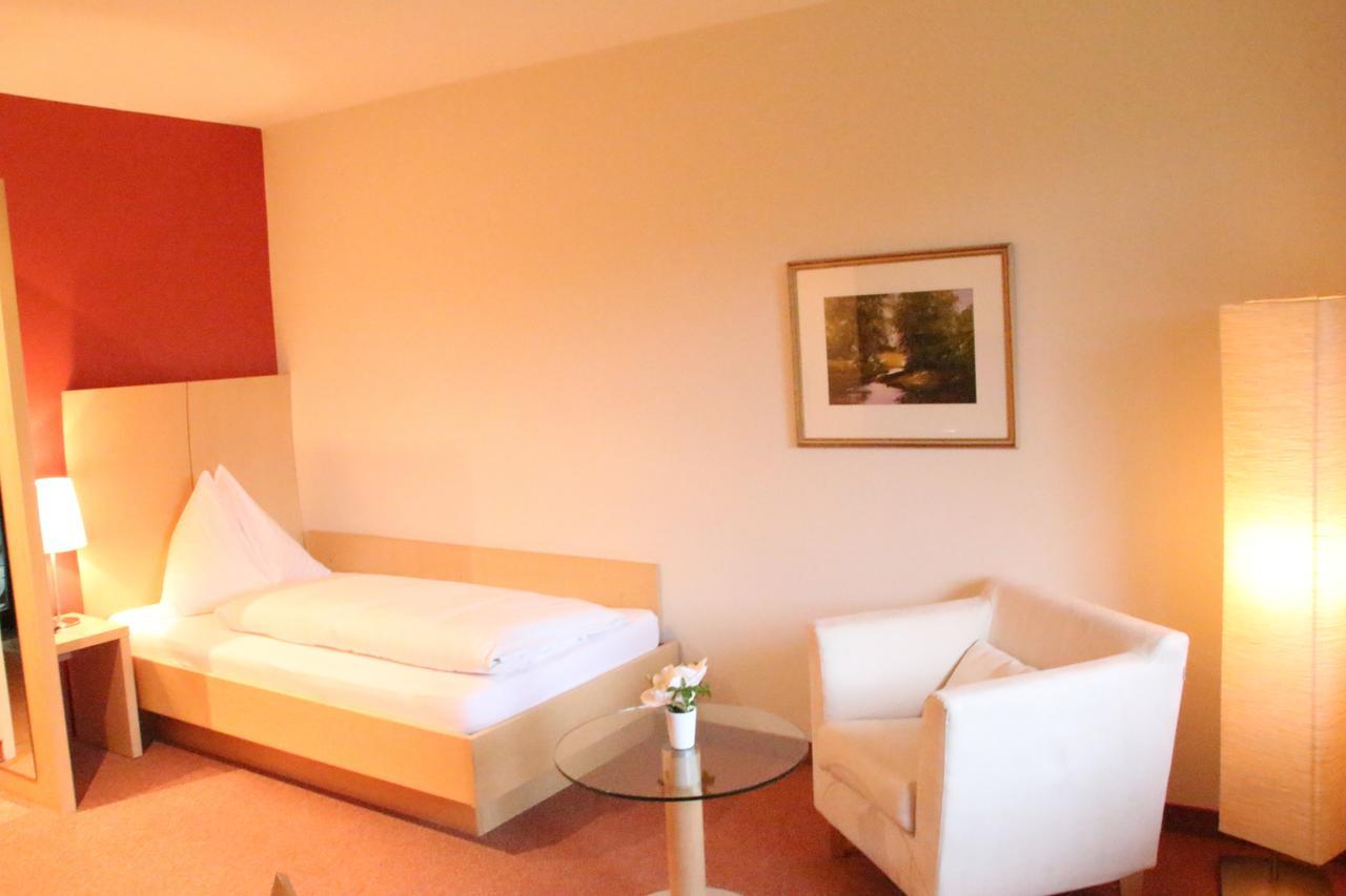 Hotel Alhartinger Hof 레온딩 객실 사진