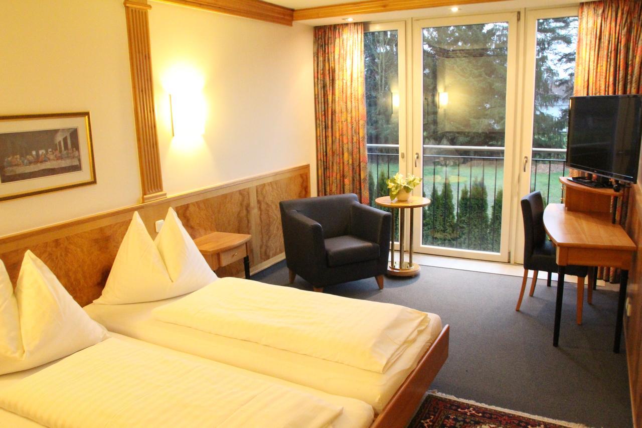 Hotel Alhartinger Hof 레온딩 객실 사진