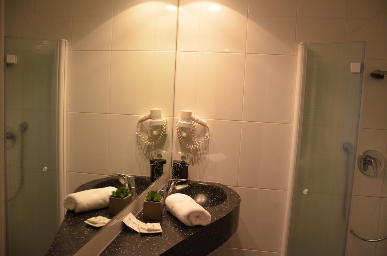 Hotel Alhartinger Hof 레온딩 외부 사진