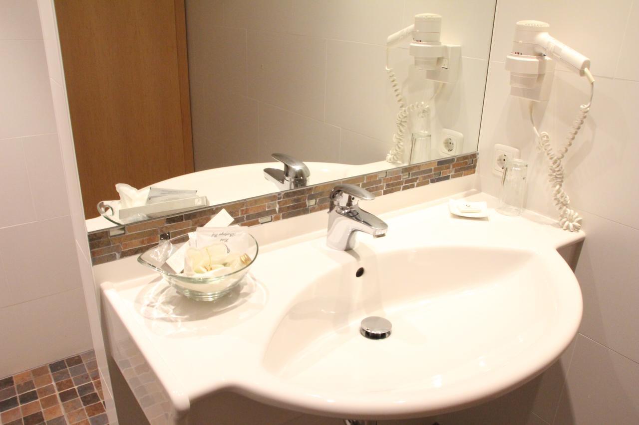 Hotel Alhartinger Hof 레온딩 객실 사진